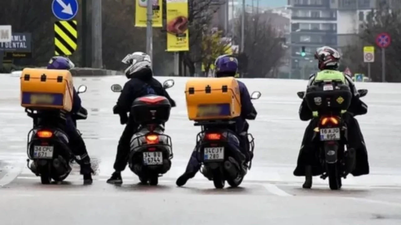 Ramazanda yemek teslimatı krizi: 1 milyon sipariş 1 saate sıkışıyor!