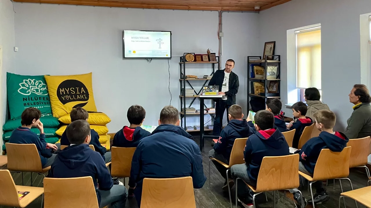 Nilüfer'de öğrenciler Ertan Ayçetin Bisikletevi'nde Mysia Yolları'nı tanıdı