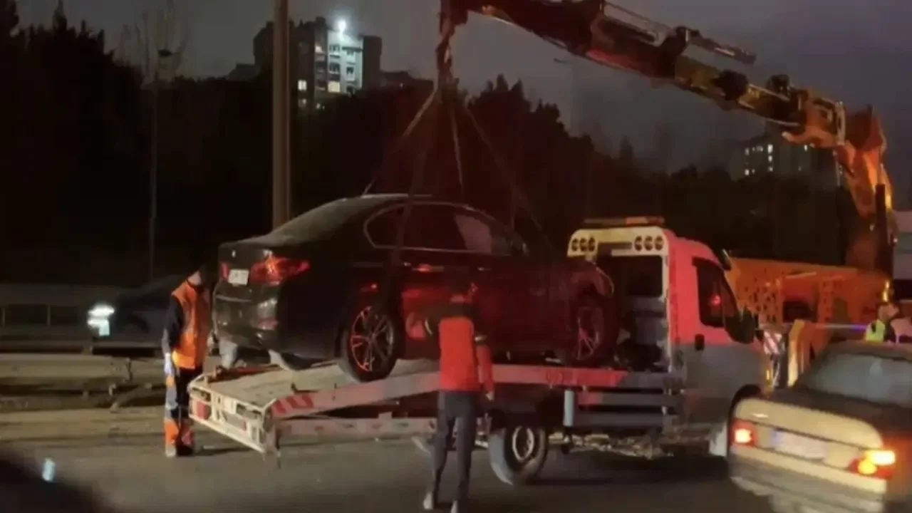 1 TIR ve 4 aracın karıştığı zincirleme kazada 5 kişi yaralandı!