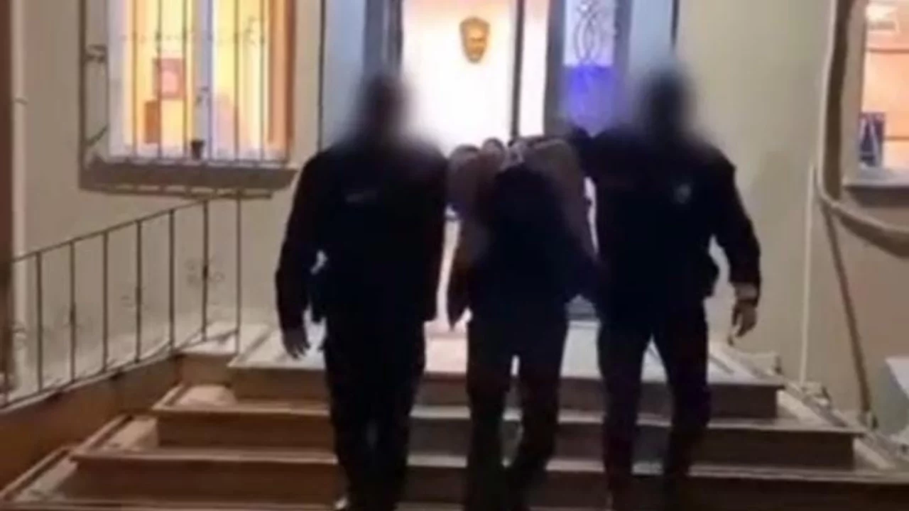 Bursa'da kesinleşmiş hapis cezası bulunan 2 hükümlü yakalandı