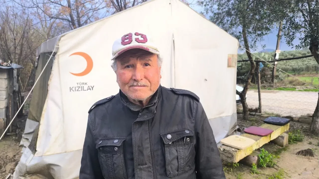 72 yaşındaki depremzede 3 yıldır barınacak bir çatı bulamadı