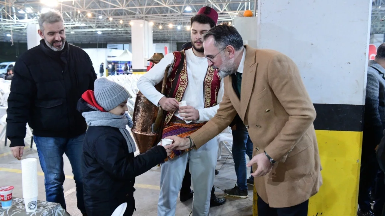 Kestel'de geleneksel sokak iftarı coşkusu