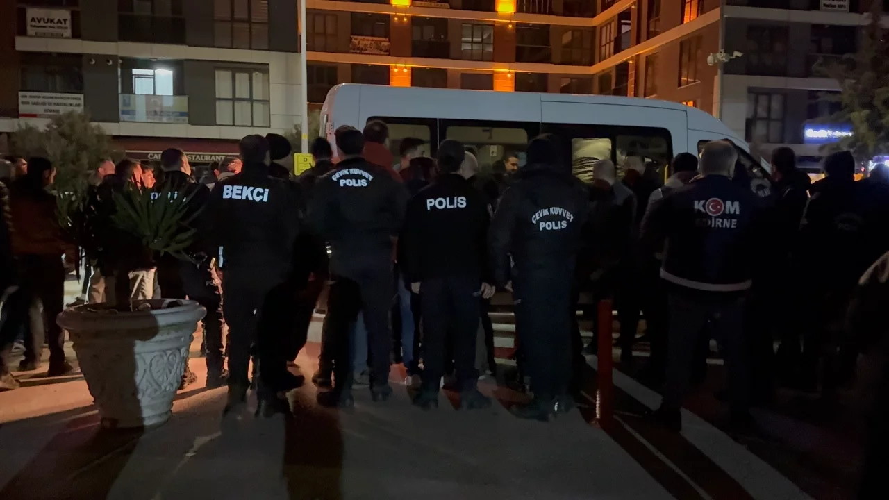 Edirne'de rüşvet operasyonu: 4 şüpheli tutuklandı