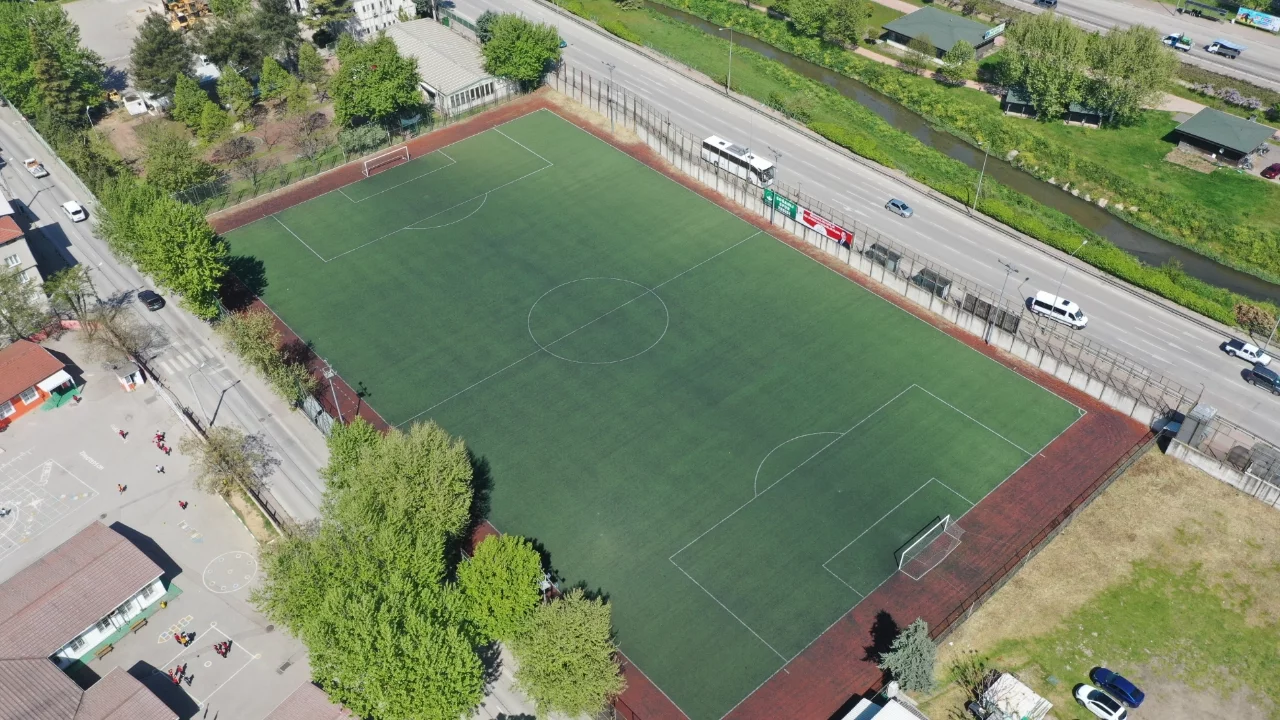 Bursa'da belediyeden kiralık halı saha: En düşüğü 15 bin TL!
