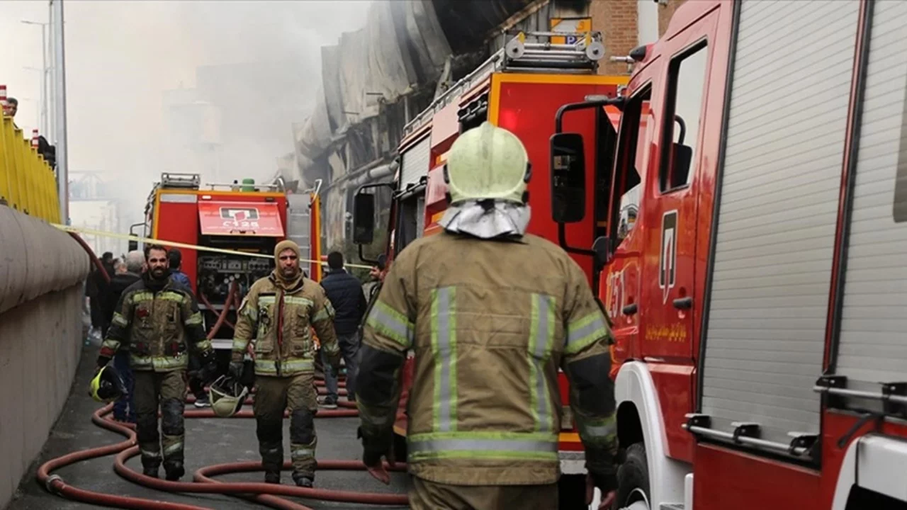 İran'da korkunç olay: Helikopter sebze-meyve haline düştü