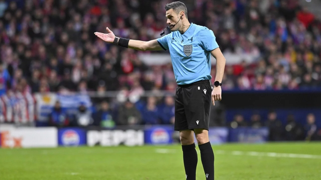 Nottingham Forest-Fenerbahçe maçının hakemi belli oldu