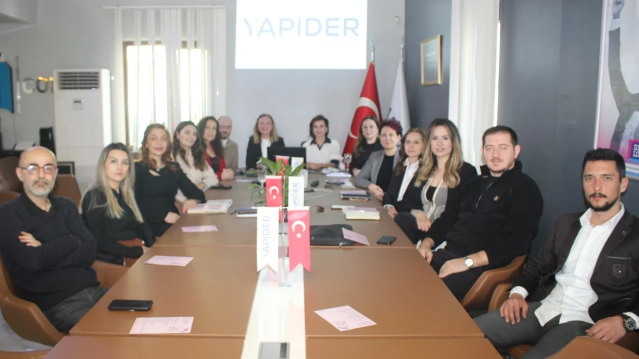 YAPİDER'de sağlıklı yaşam semineri düzenlendi