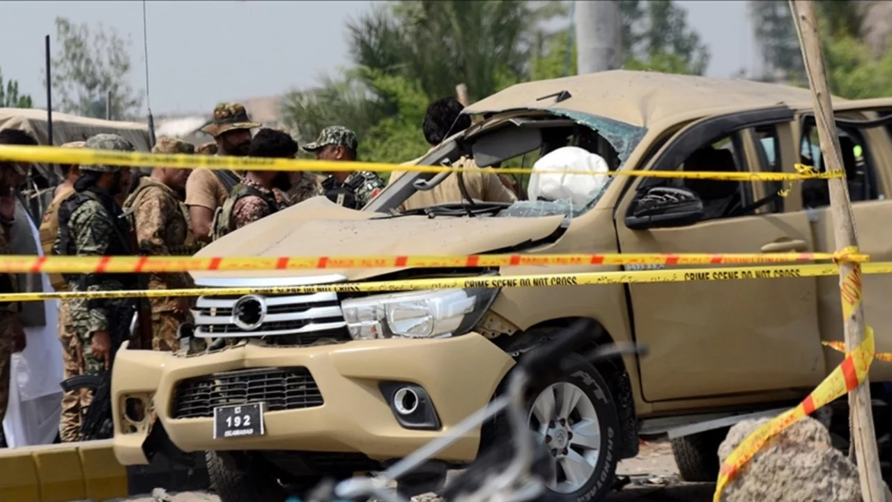 Emniyet güçlerine saldırı: 6'sı polis 7 kişi öldü