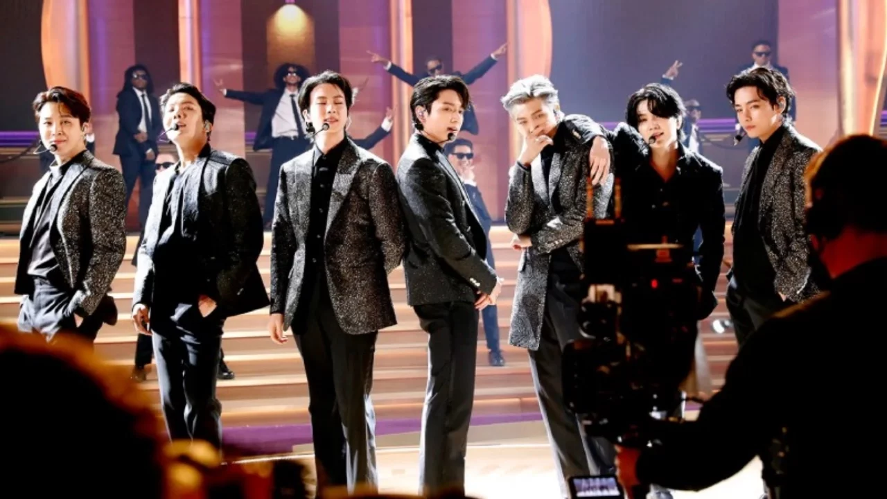 K-pop grubu BTS dört yıl aradan sonra ücretsiz konser! Netflix'te canlı yayınlanacak