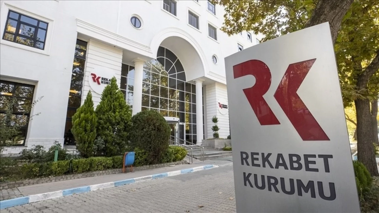 Rekabet Kurulu'ndan bankacılık, sigortacılık ve bilişim sektörlerindeki 26 şirkete soruşturma
