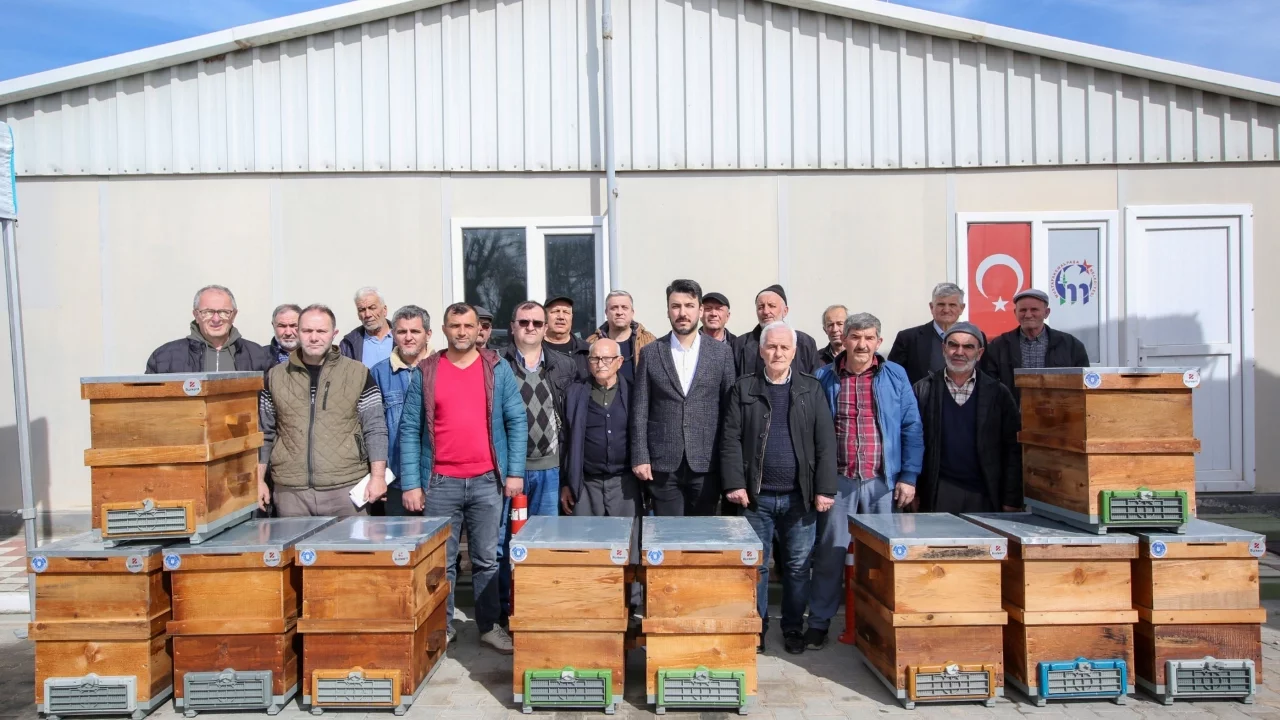 Bursa Büyükşehir Belediyesi'nden kırsal üretime kovan desteği