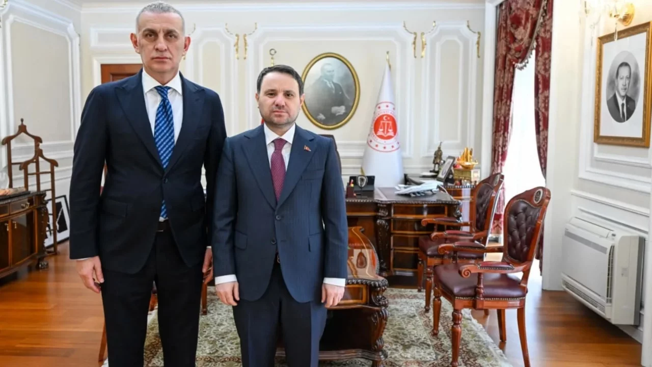 TFF Başkanı Hacıosmanoğlu'ndan Adalet Bakanı Akın Gürlek'e ziyaret