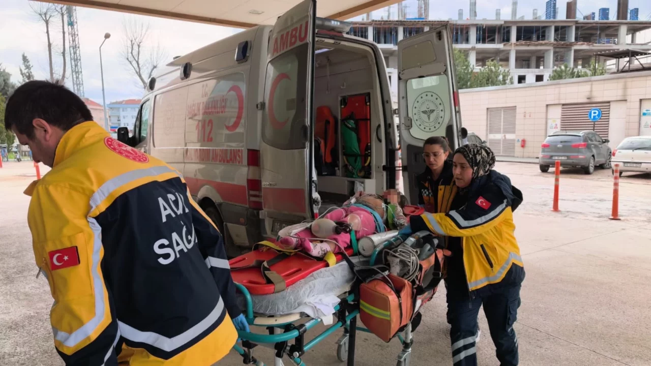 Bursa'da otomobilin çarptığı çocuk ağır yaralandı