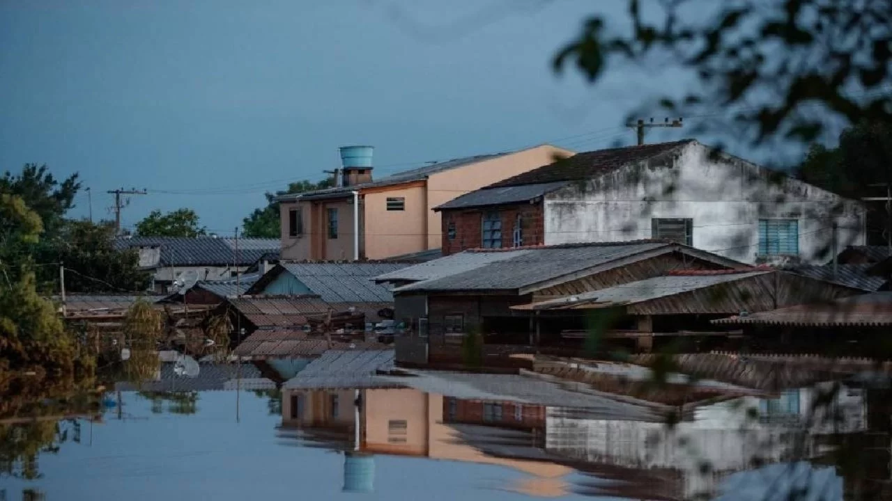 Brezilya'da şiddetli yağışların yol açtığı sellerde 23 kişi yaşamını yitirdi