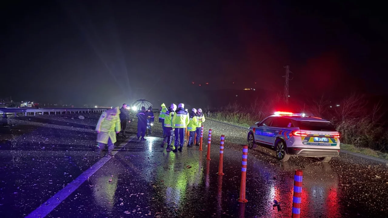 Balıkesir'de F-16 uçağı düştü! 1 pilot şehit oldu