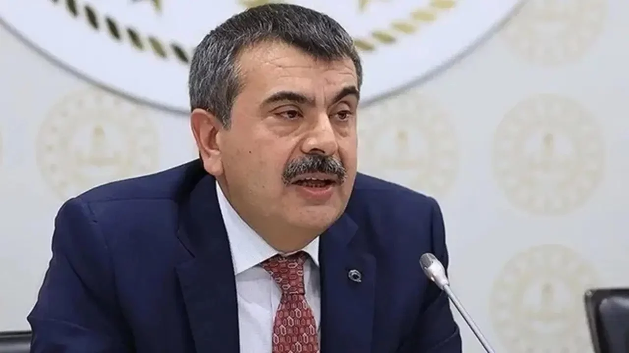 Yusuf Tekin duyurdu: 'Laikliği Birlikte Savunuyoruz!' bildirisine imza atanlara dava