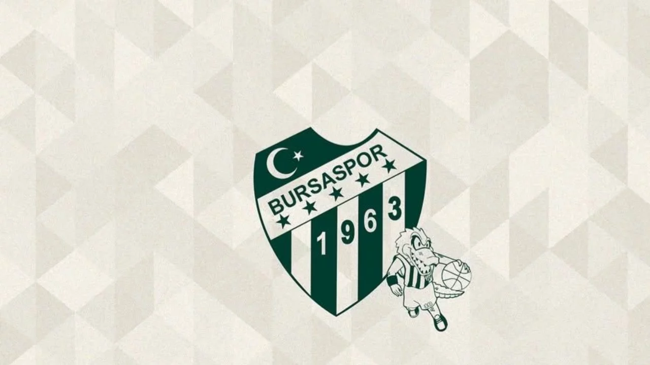 Bursaspor Basketbol, ABD'li oyuncular Georges-Hunt ve Smith'i renklerine bağladı