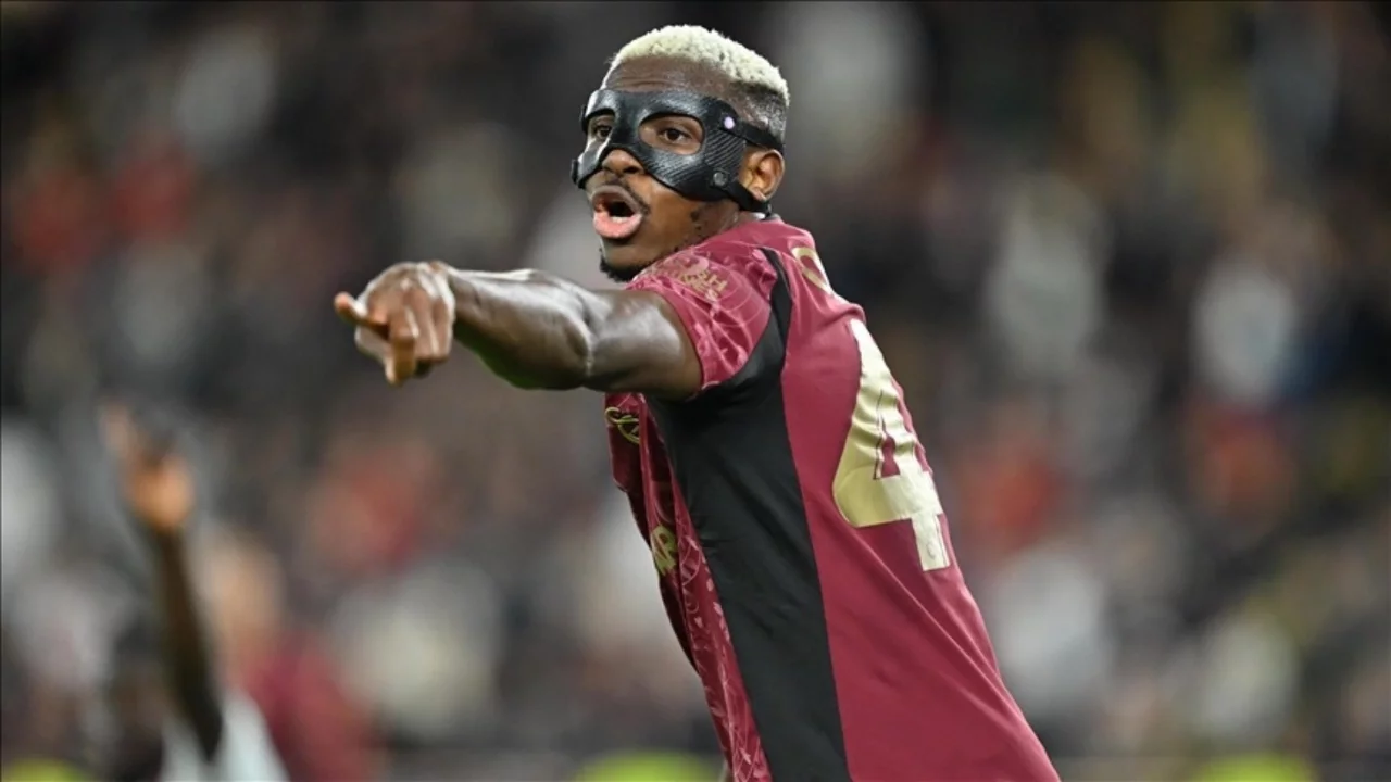 Osimhen, Şampiyonlar Ligi'nde haftanın oyuncusu ödülüne aday gösterildi