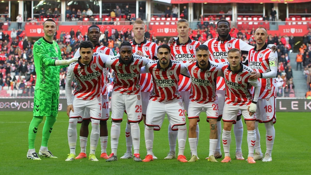 Samsunspor, UEFA Konferans Ligi'nde tur için sahaya çıkıyor
