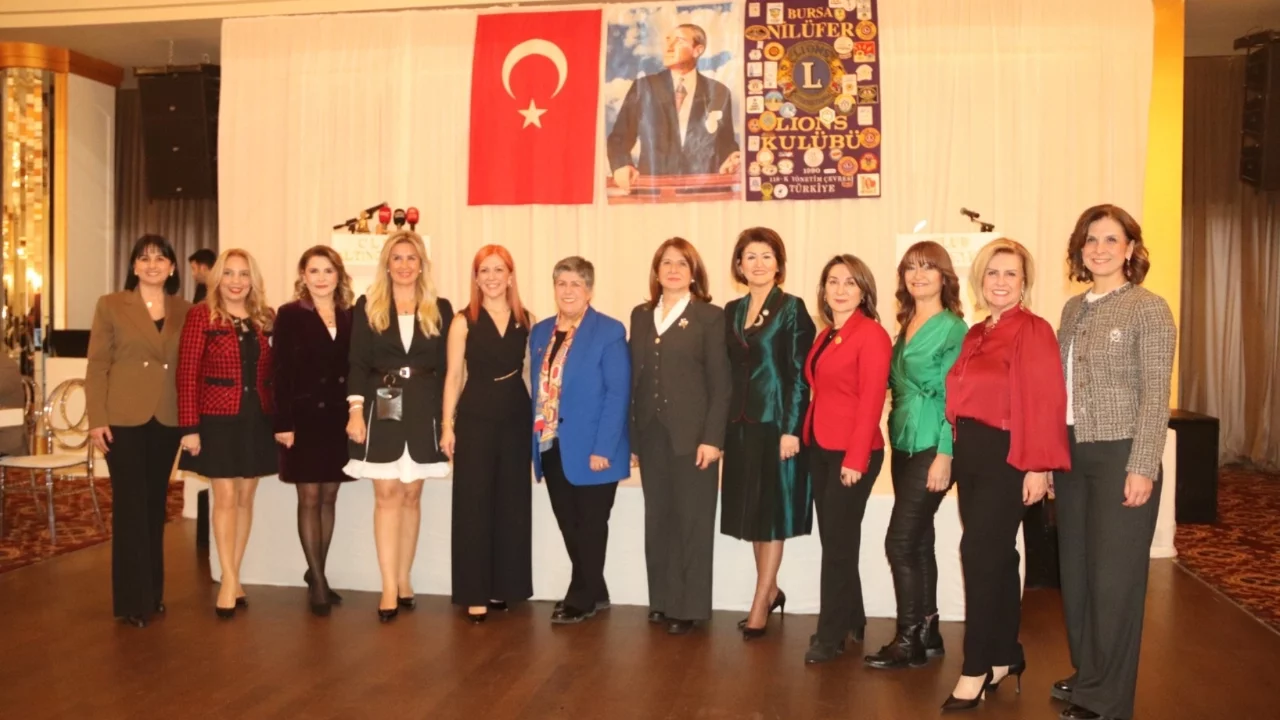 Bursa'da Türk Medeni Kanunu'nun kabulünün 100. yılı kutlandı