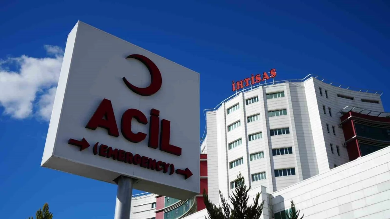 Yangın tatbikatı kabusa döndü: 19 öğrenci hastaneye kaldırıldı