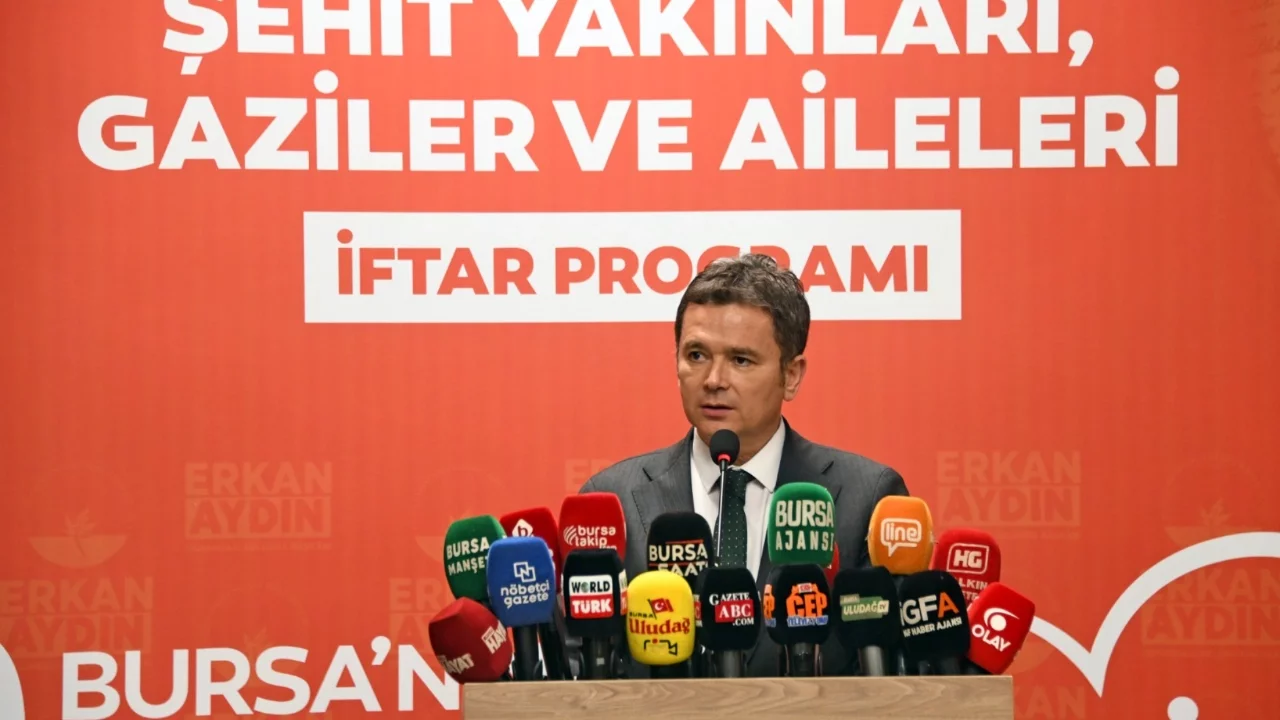 Osmangazi Belediye Başkanı Aydın'dan şehit aileleri ve gaziler onuruna anlamlı iftar