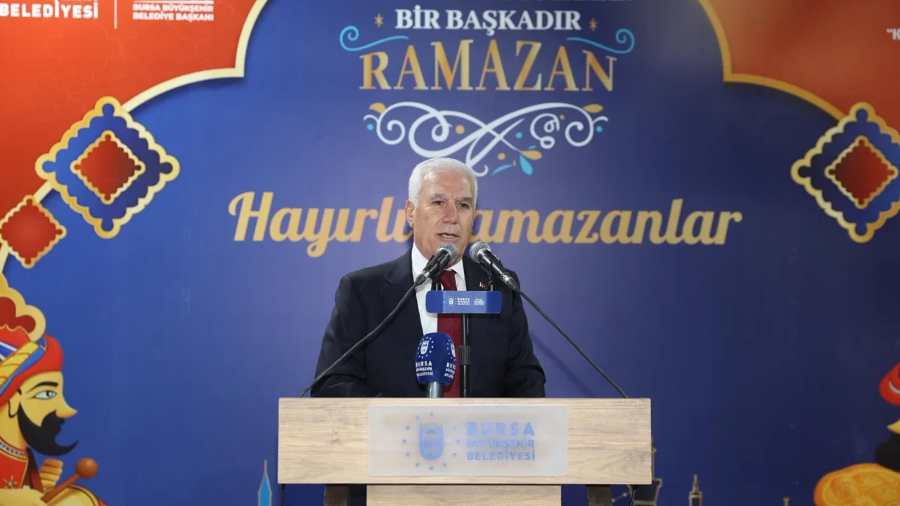 Bursa Büyükşehir Belediye Başkanı Bozbey: "Herkesin eşit, adil yaşayarak söz sahibi olduğu bir kent inşa ediyoruz"