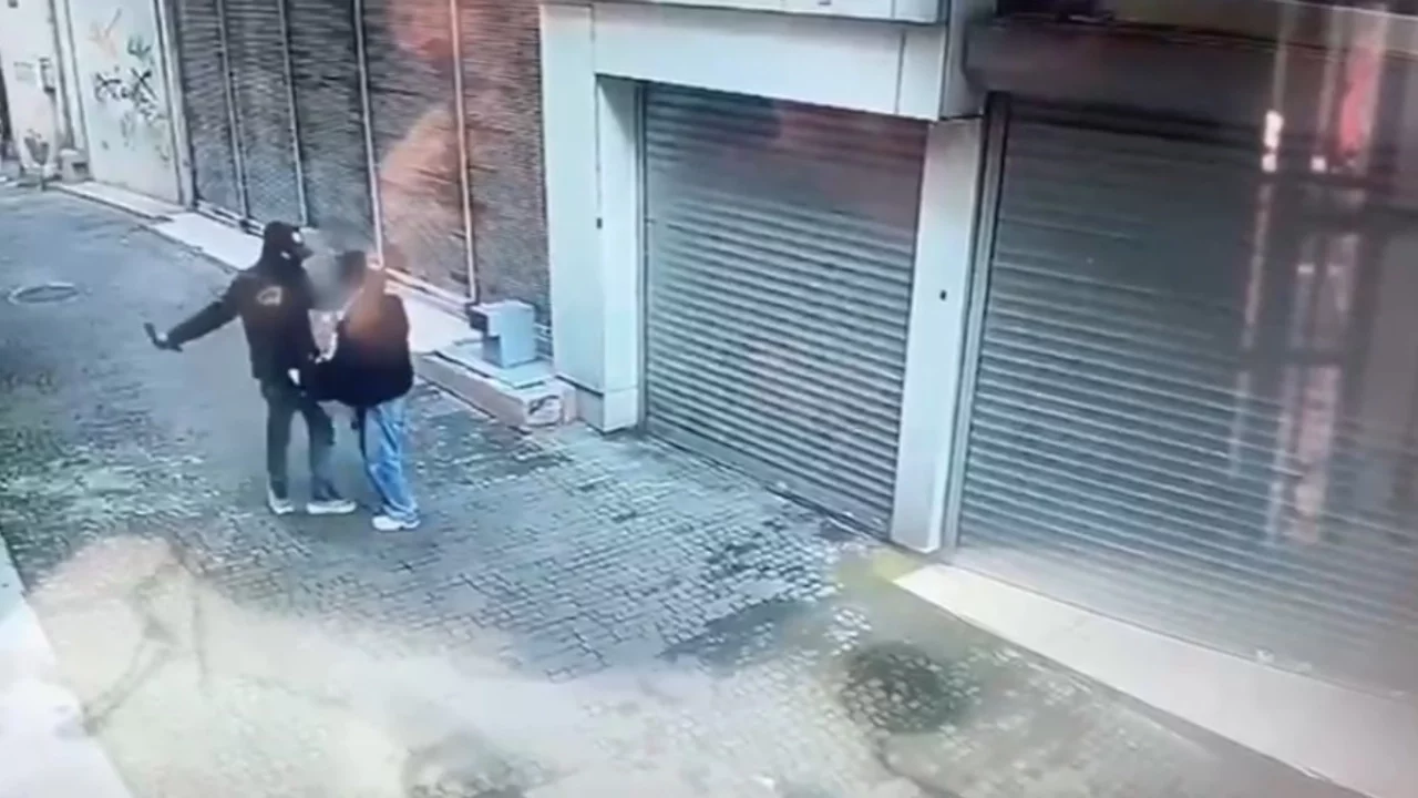 Bursa'da tornavidalı kar maskeli gaspçı yakalandı!