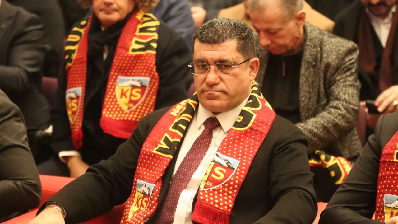 Kayserispor'da Başkan Nurettin Açıkalın güven tazeledi