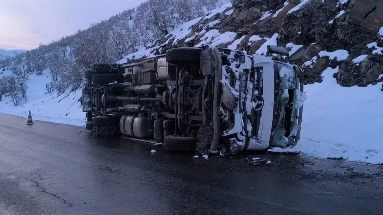 Şırnak Uludere'de trafik kazası: 2 yaralı