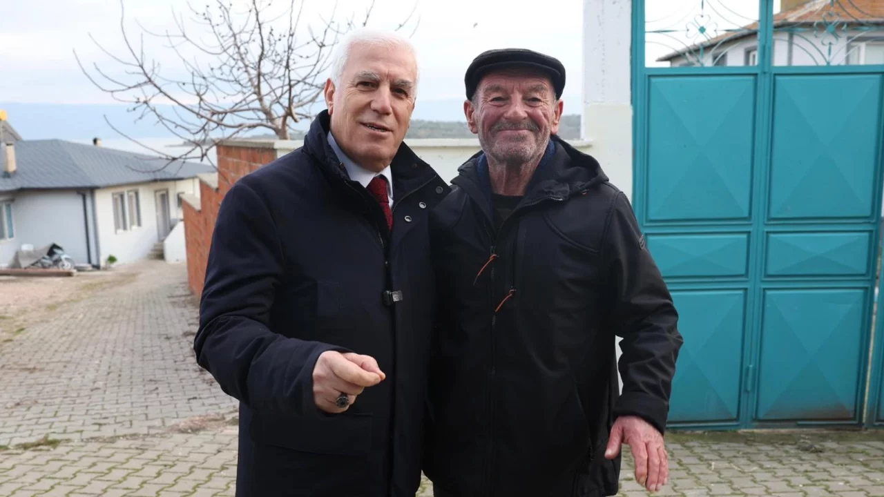 Başkan Bozbey, Yaren Leylek ve Adem Amca'yı ziyaret etti