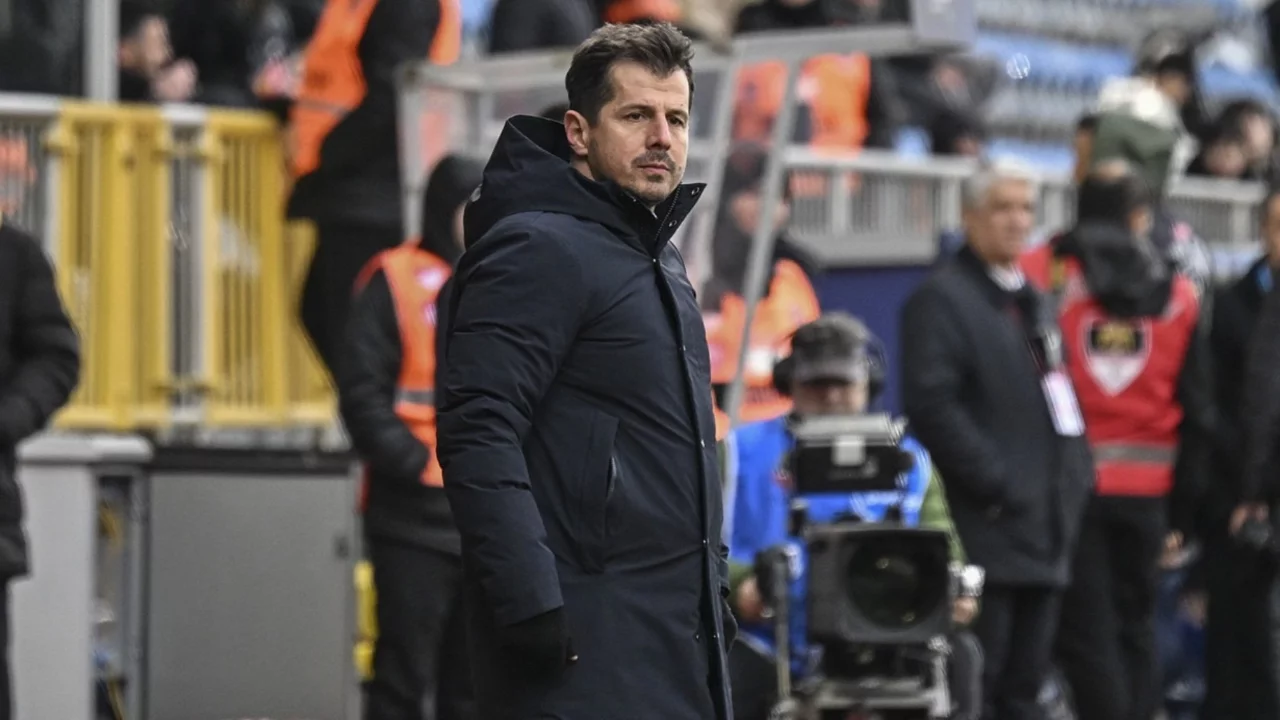 Emre Belözoğlu'ndan 'istifa' sorusuna yanıt: "Bugünün o gün olduğunu düşünmüyorum"