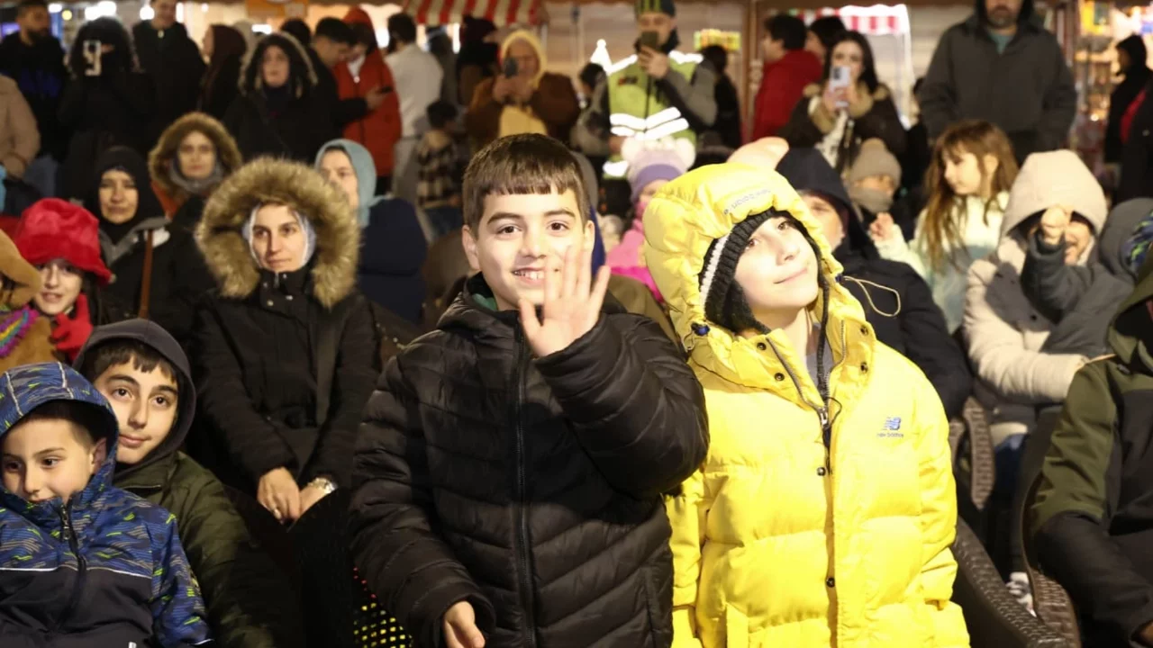 Osmangazi Belediyesi, çocuklara ve ailelerine keyifli Ramazan akşamları yaşatmaya devam ediyor