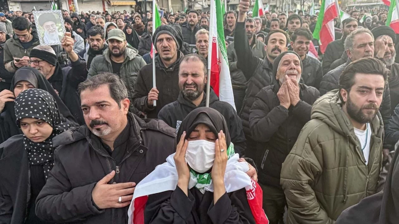 İran'dan ABD ve İsrail'e: Onların kalbini yakacağız