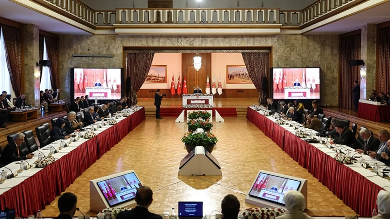 "Terörsüz Türkiye" sürecinde yasal hazırlıklar için yol haritası belli oldu