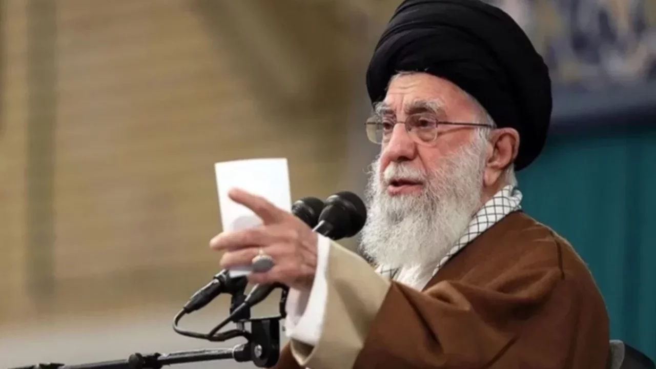 NYT açıkladı: 'Hamaney'in konumu, CIA'in istihbaratıyla belirlendi'