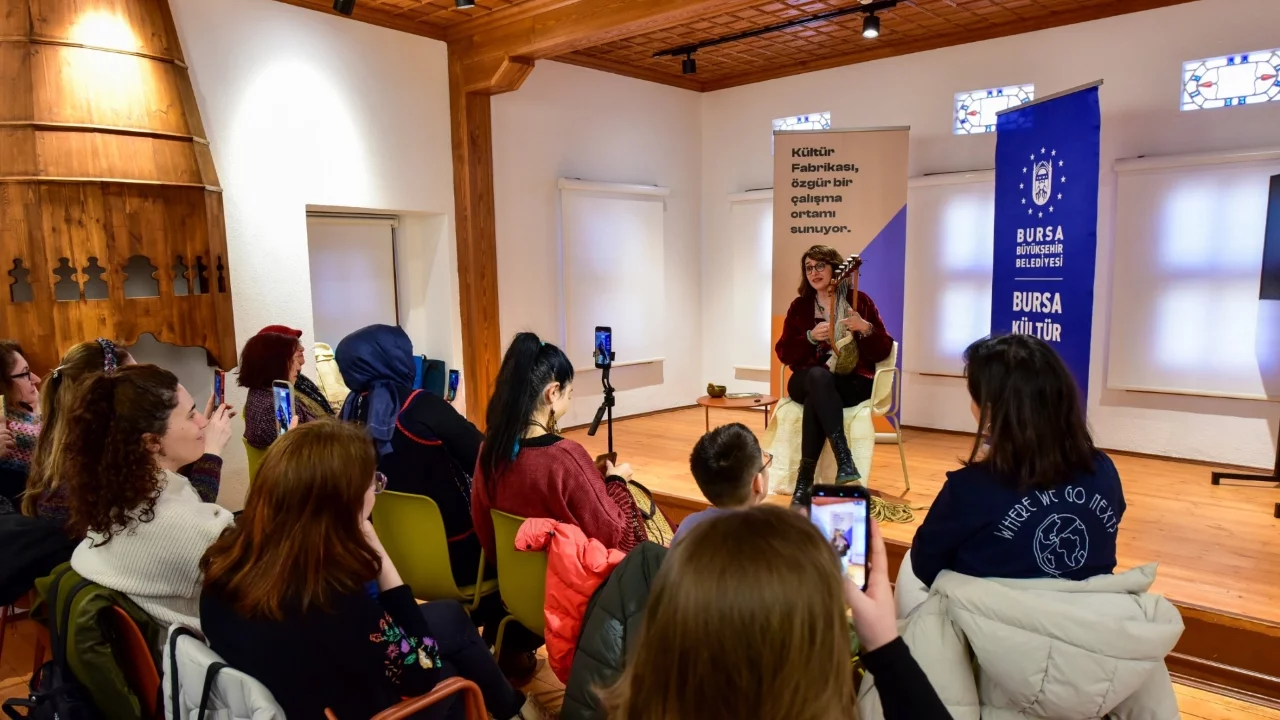 Bursa'ya dair hikâyeler Ramazan'ın manevi atmosferi eşliğinde anlatıldı