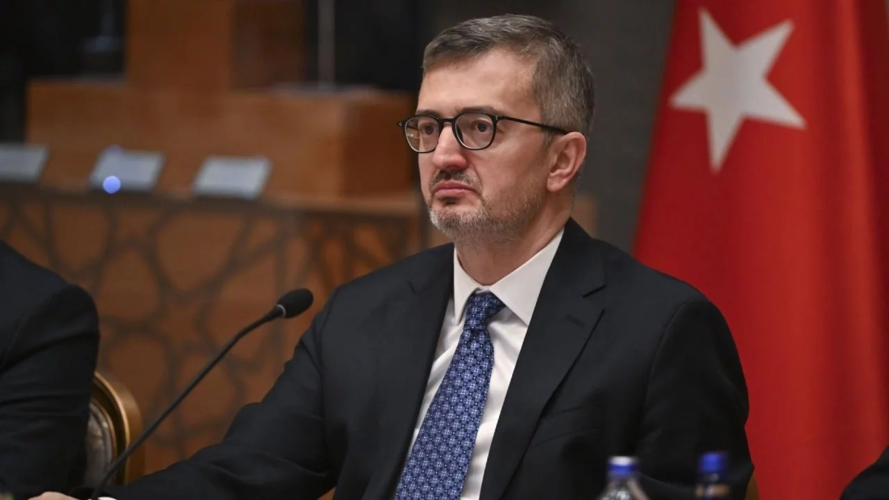 İletişim Başkanı Duran: Ateşkes derhal sağlanmalı, diplomasiye alan açılmalı