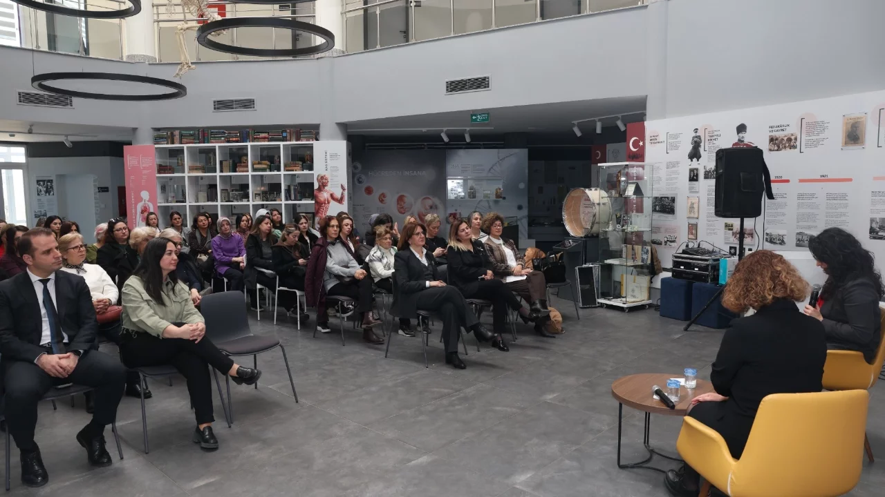 Nilüfer'de Medeni Kanun ve kadın hakları konuşuldu