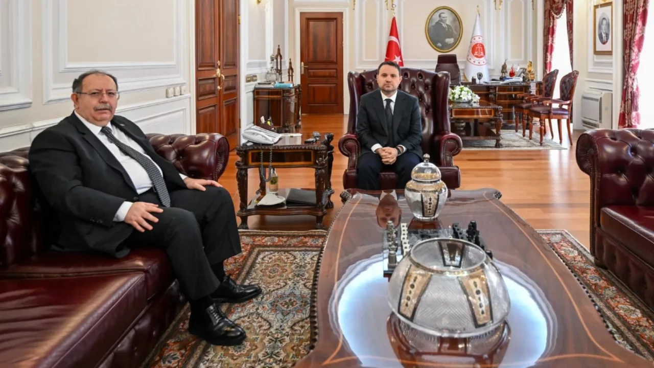 Adalet Bakanı Akın Gürlek, YSK Başkanı Ahmet Yener ile bir araya geldi