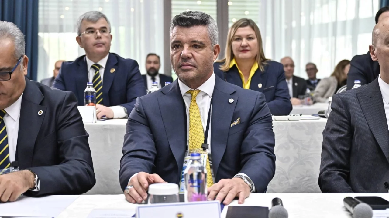 Sadettin Saran'dan Antalyaspor maçının sonrası açıklama: Biz şampiyon olacağız