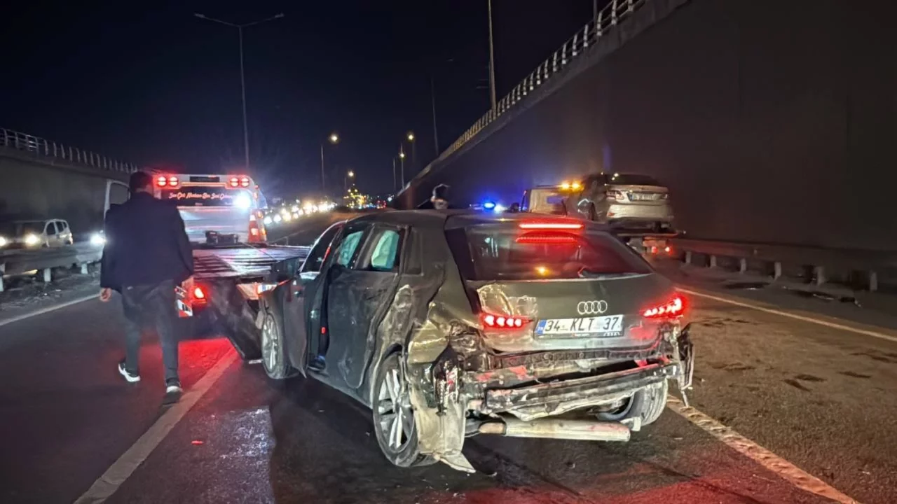 Kocaeli'de zincirleme trafik kazası! 5 yaralı