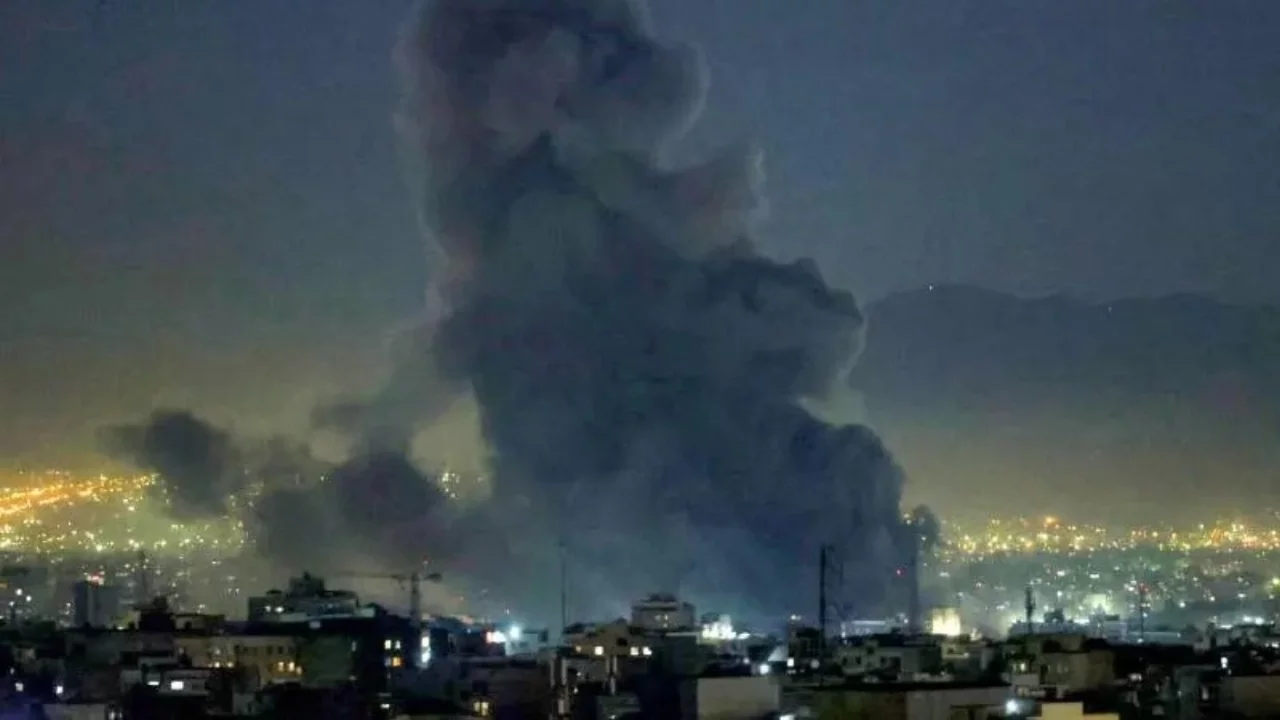 Almanya Dışişleri Bakanı Wadephul: İran'a karşı askeri operasyona katılmayacağız