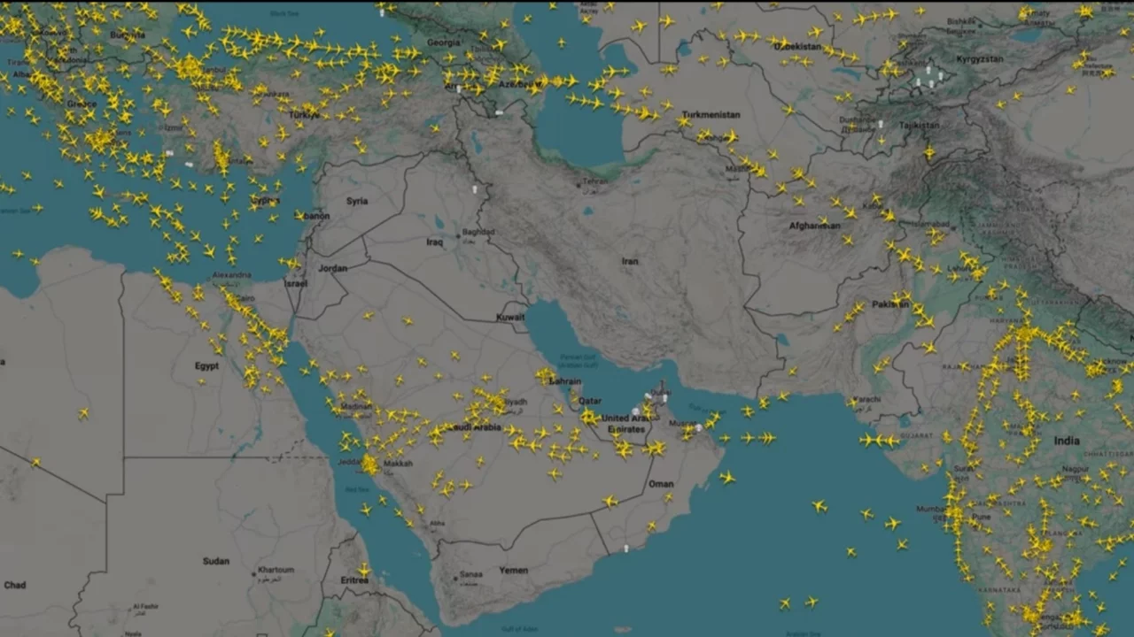 Gökyüzündeki büyük boşluk: Ortadoğu hava sahası kapalı!