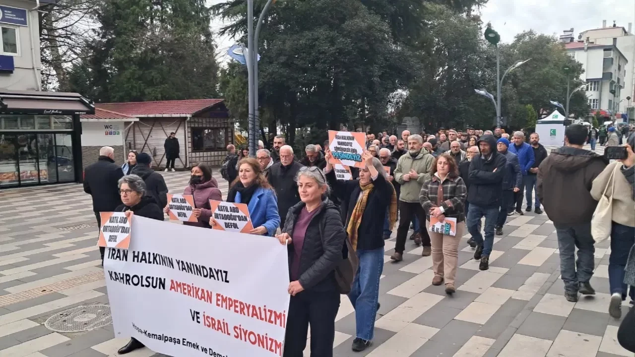 Artvin'de ABD ve İsrail protestosu: Kürecik Radar Üssü topraklarımızdan sökülüp atılmalı