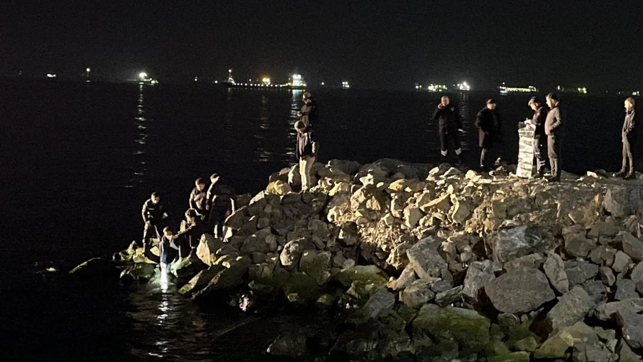 İstanbul'da denizde anne ve kızın cesedi bulundu