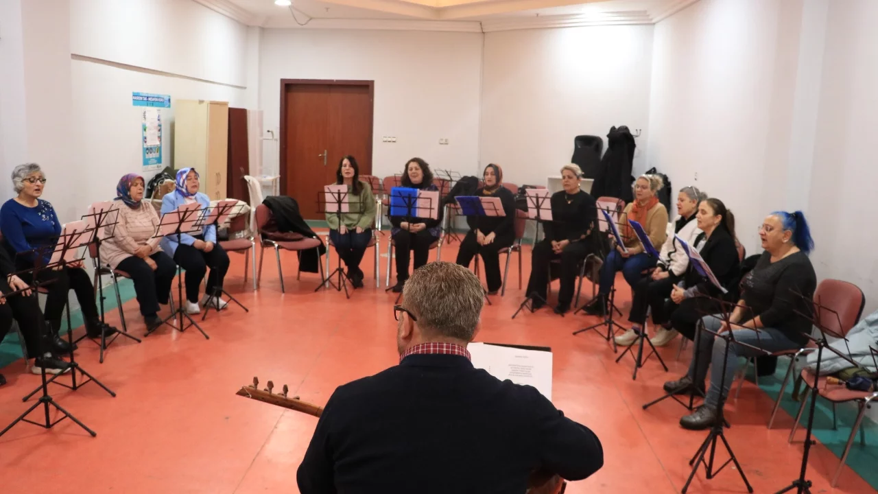 Yıldırım'da üreten kadınlardan oluşan koro ilk konserine hazırlanıyor