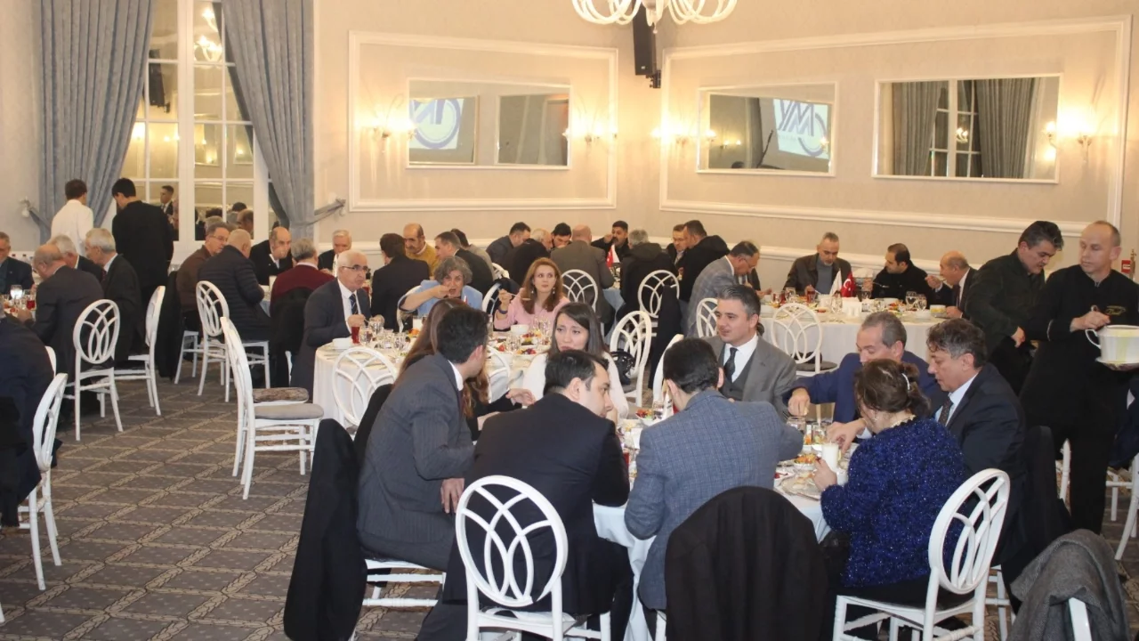 Bursa Yeminli Mali Müşavirler Odası bereket sofrasında bir araya geldi