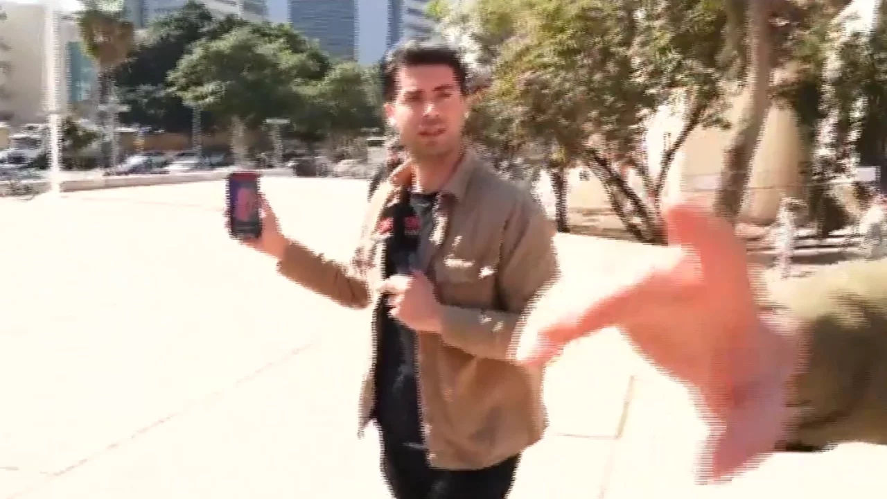 İsrail'de iki Türk gazeteci gözaltına alındı!