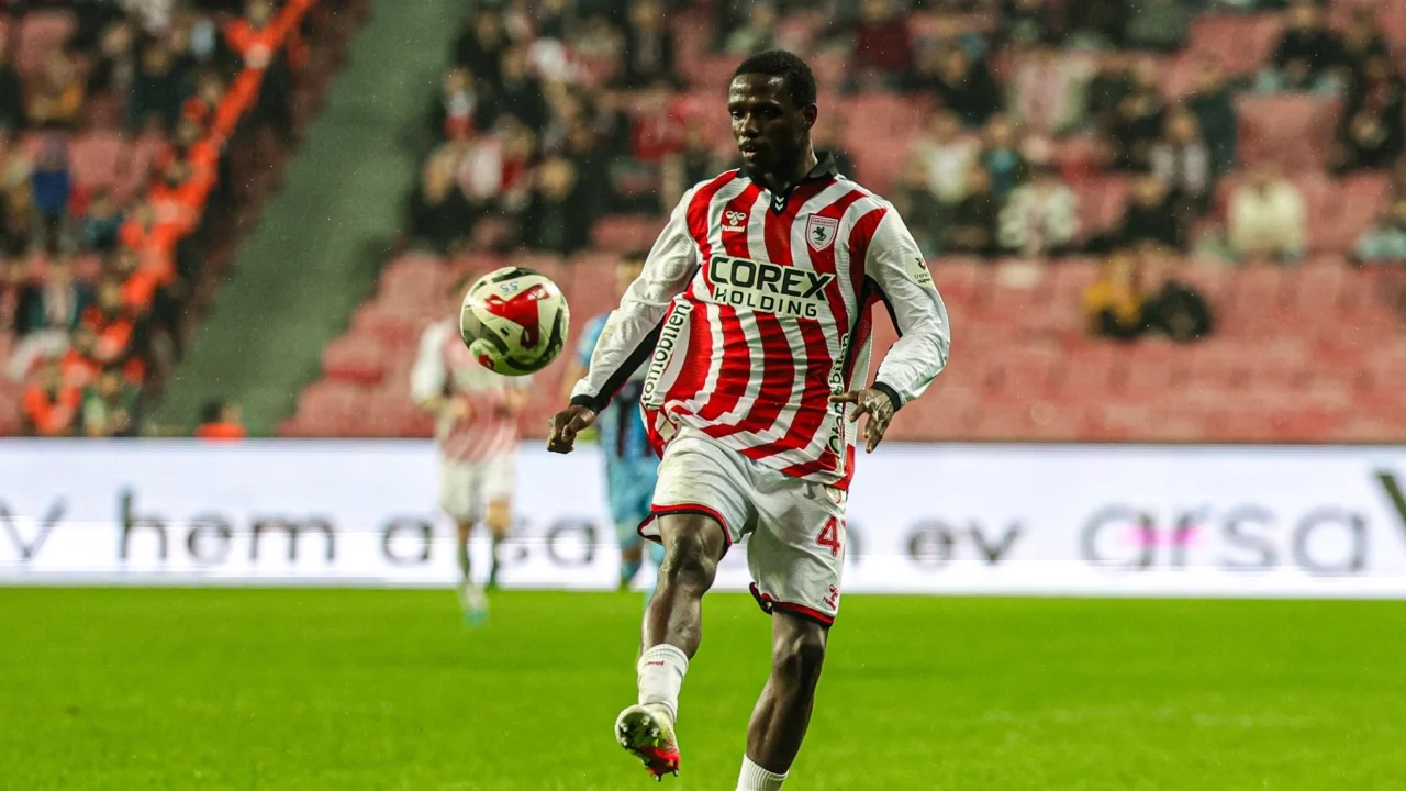 Yeni transfer Assoumou en az 8 hafta yok